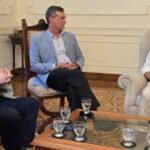 Felipe Michlig encabezando reuniones institucionales en Rosario por la Ley Orgánica de Municipios