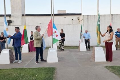 Acto de inauguración de la puesta en valor de la Plaza de las Banderas en San Guillermo con Felipe Michlig y Romina López