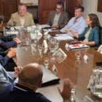 El senador Felipe Michlig durante las reuniones de trabajo institucionales en la Presidencia del Senado Provincial.